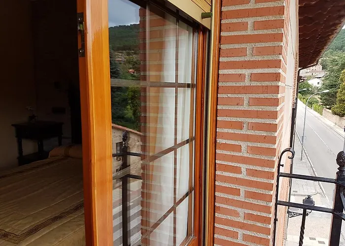 Hotel-Residencia Alvargonzalez Vinuesa